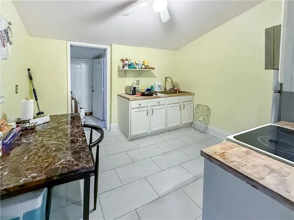 $1,000 | 5721 Royal Street, New Orleans, LA 70117