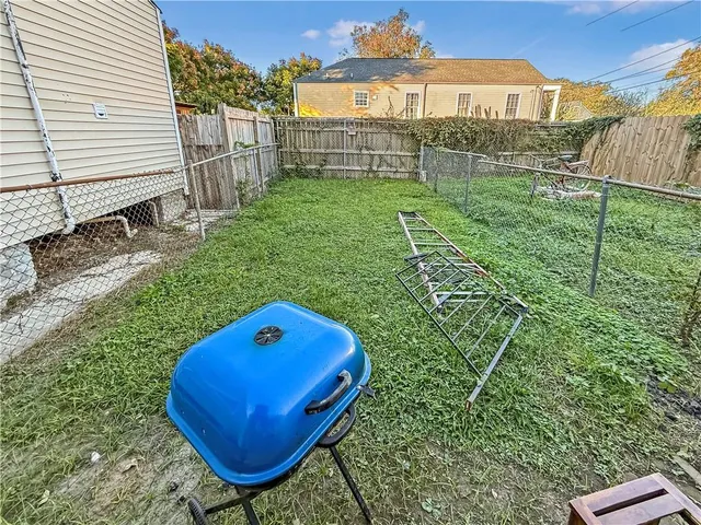 $1,350 | 5721 Royal Street, New Orleans, LA 70117