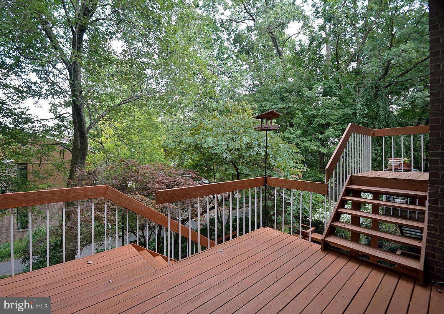 11352 Orchard Lane Reston, VA 20190 - Photo 14 of 29 Family Room