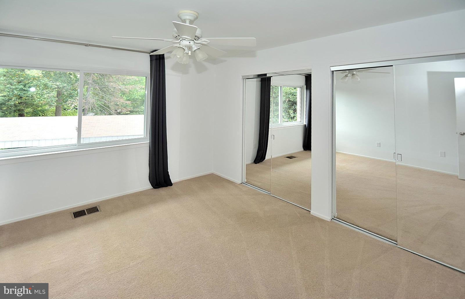 11352 Orchard Lane Reston, VA 20190 - Photo 22 of 29 Bedroom