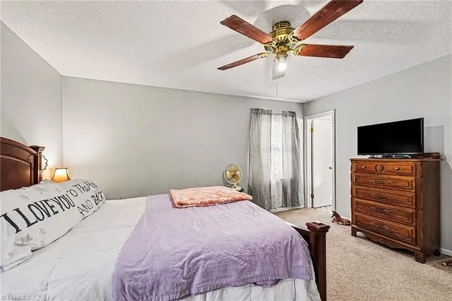 $260,000 | 406 East Wellington Lane, Walnut Cove, NC 27052