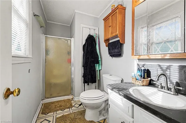 $260,000 | 406 East Wellington Lane, Walnut Cove, NC 27052