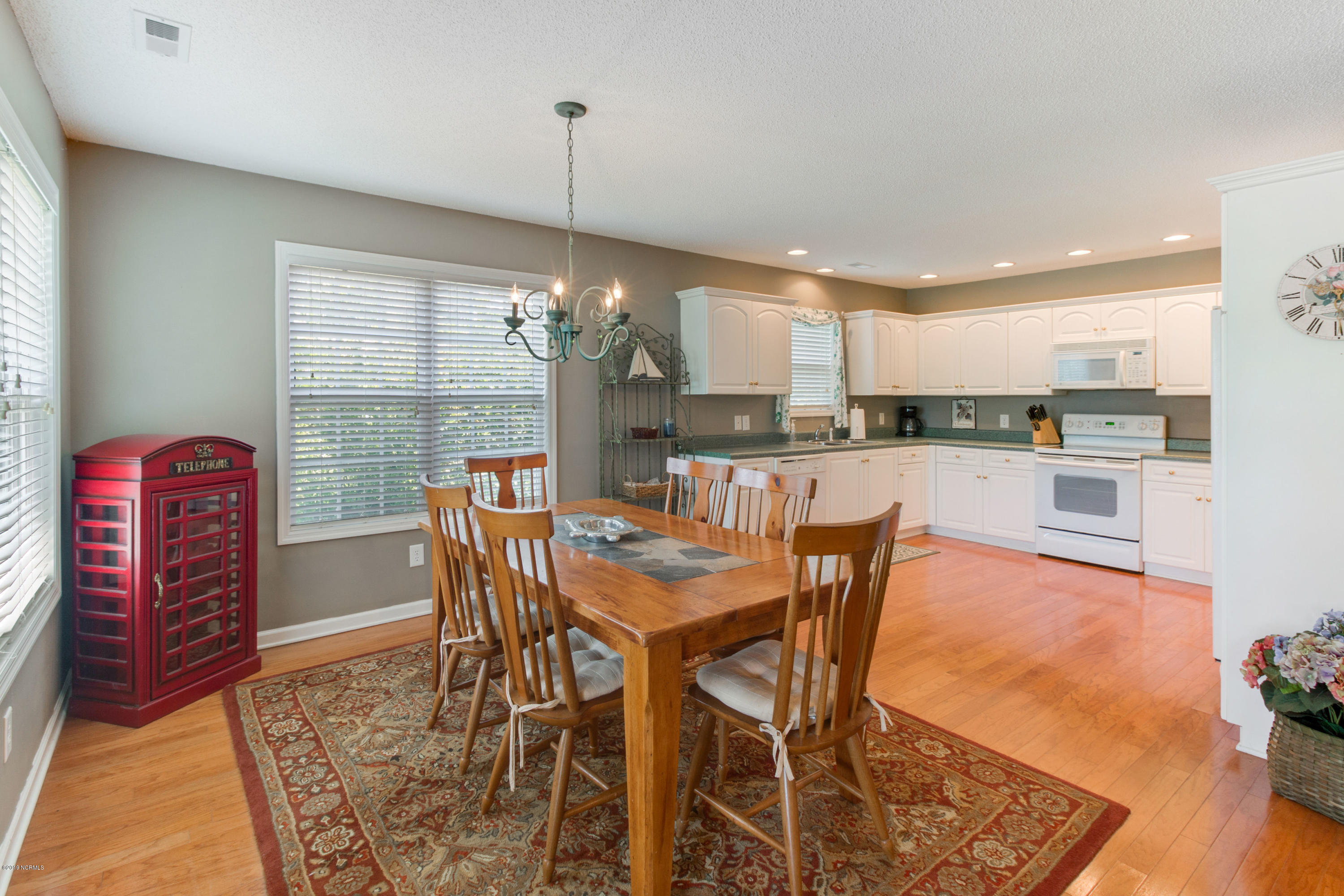 994 Mill Run Road Sneads Ferry, NC 28460 - Photo 16 of 38 Dining into Kitchen