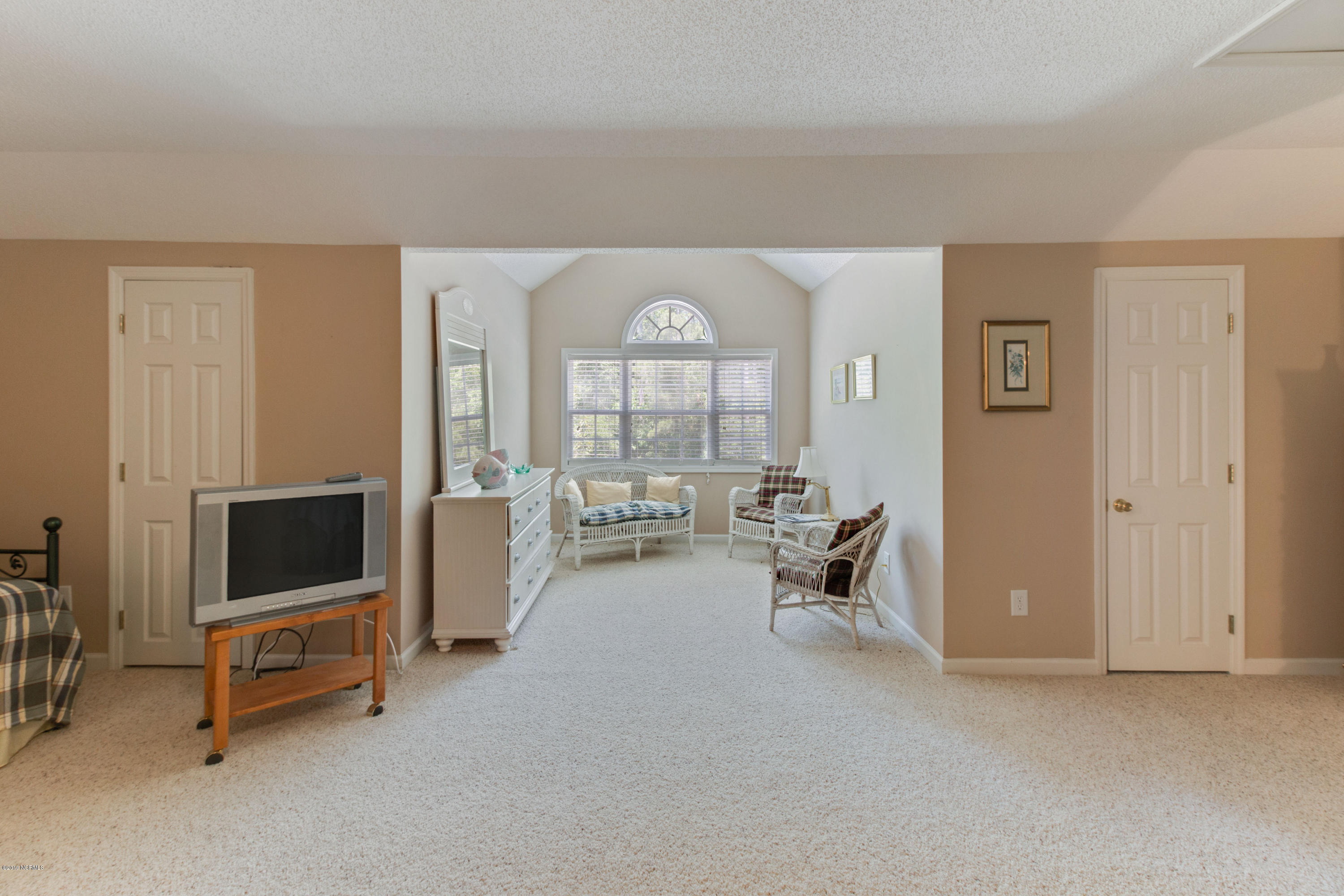 994 Mill Run Road Sneads Ferry, NC 28460 - Photo 22 of 38 Bonus Room Sitting Area