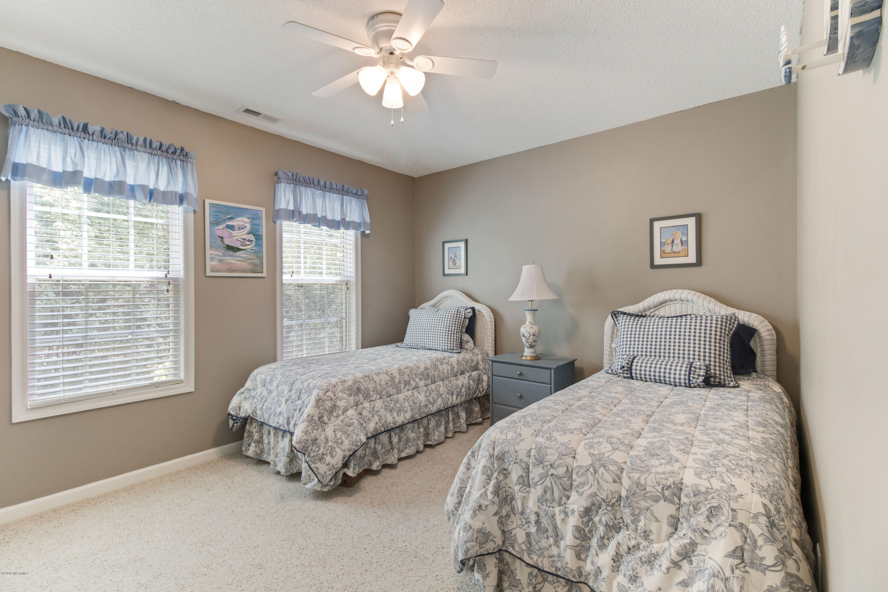 994 Mill Run Road Sneads Ferry, NC 28460 - Photo 6 of 38 Middle Bedroom