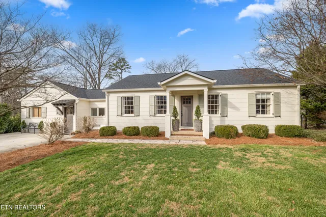 $789,000 | 6613 Cherry Drive, Knoxville, TN 37919
