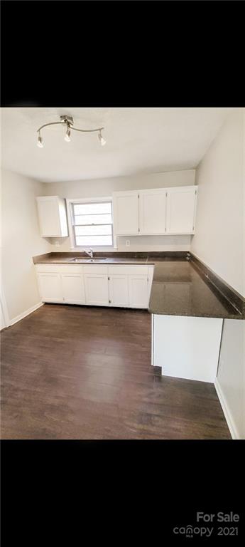 2433 State Rd S-46-172, Unit 3 Clover, SC 29710 - Photo 8 of 22