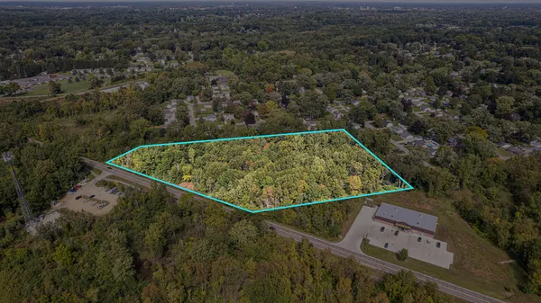 $250,000 | 3845 Weatherwax Drive, Jackson, MI 49203