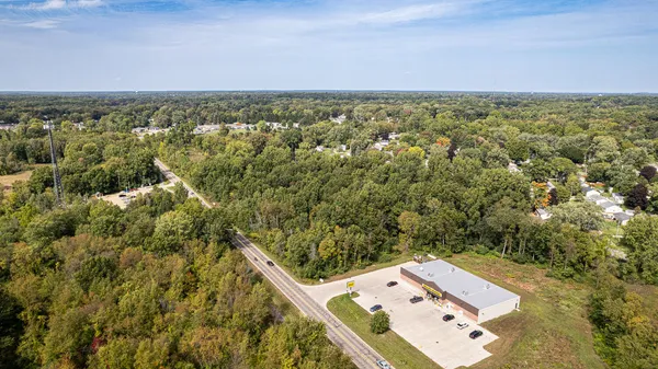 $250,000 | 3845 Weatherwax Drive, Jackson, MI 49203