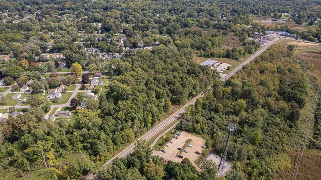 $250,000 | 3845 Weatherwax Drive, Jackson, MI 49203