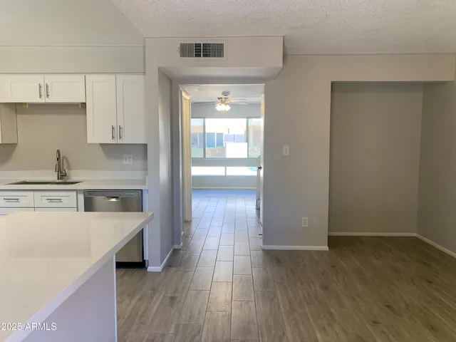 $239,900 | 2155 West Farmdale Avenue, Unit 8, Mesa, AZ 85202