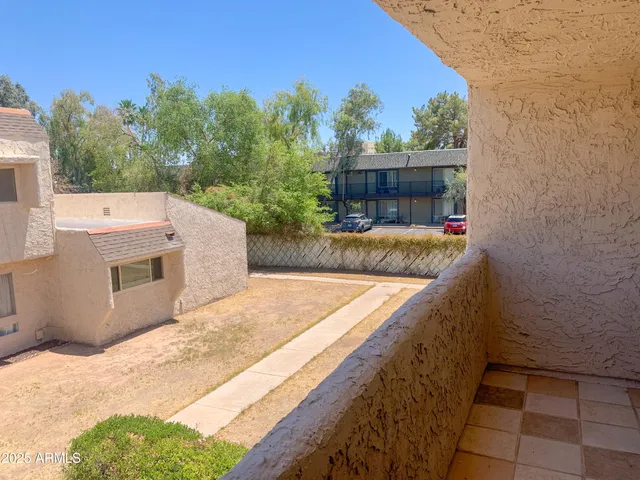 $239,900 | 2155 West Farmdale Avenue, Unit 8, Mesa, AZ 85202