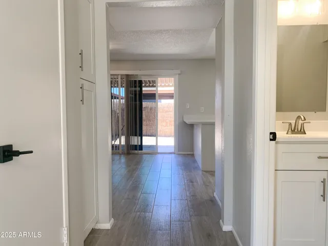 $239,900 | 2155 West Farmdale Avenue, Unit 8, Mesa, AZ 85202