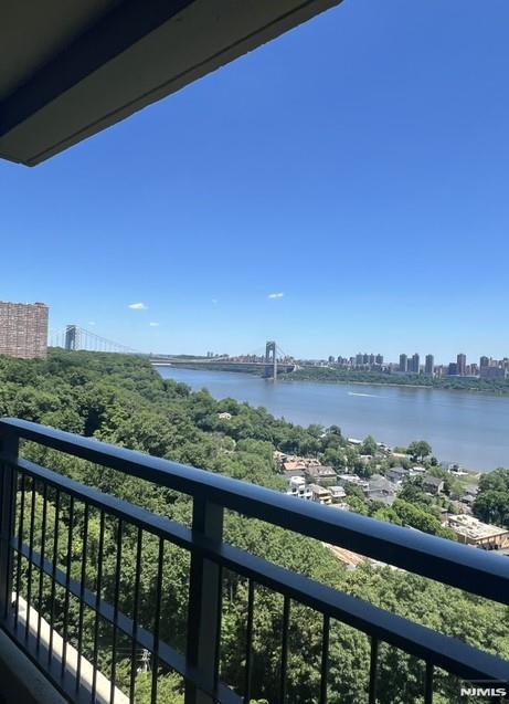 4 Horizon Road, Unit 1207 Fort Lee, NJ 07024 - Photo 11 of 33