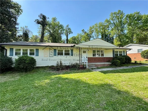 $2,150 | 3419 Wilshire Drive, Greensboro, NC 27408
