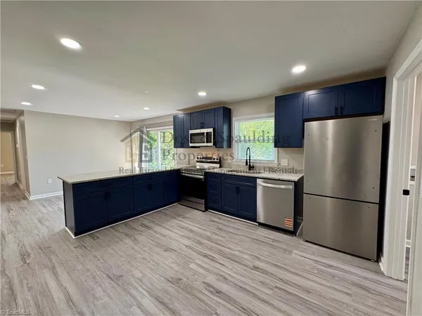 $2,150 | 3419 Wilshire Drive, Greensboro, NC 27408