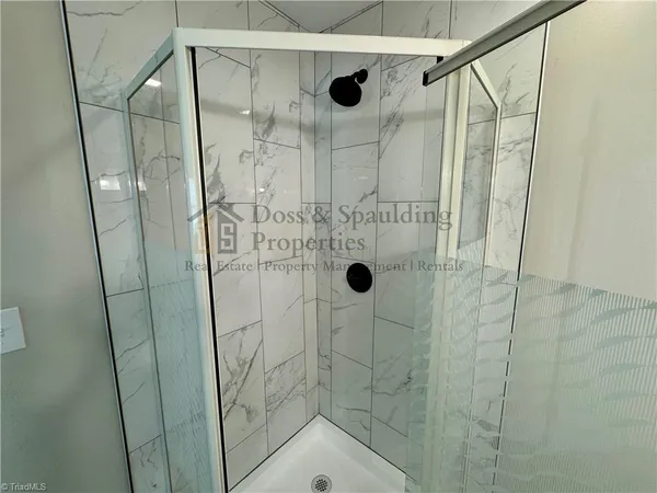 $2,150 | 3419 Wilshire Drive, Greensboro, NC 27408