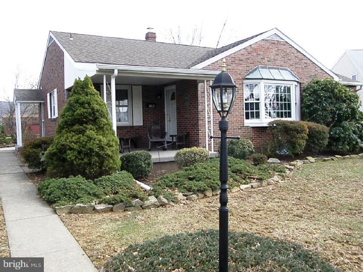 862 Willow Road Hellertown, PA 18055 - Photo 1 of 25 Exterior Front