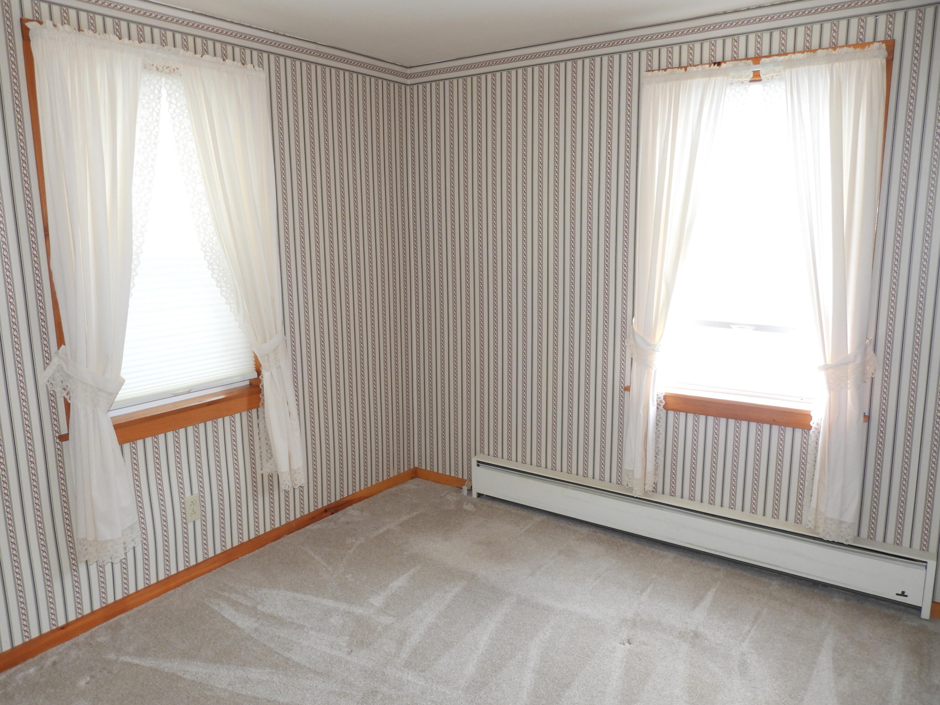 122 Maple Street Rouses Point, NY 12979 - Photo 14 of 26