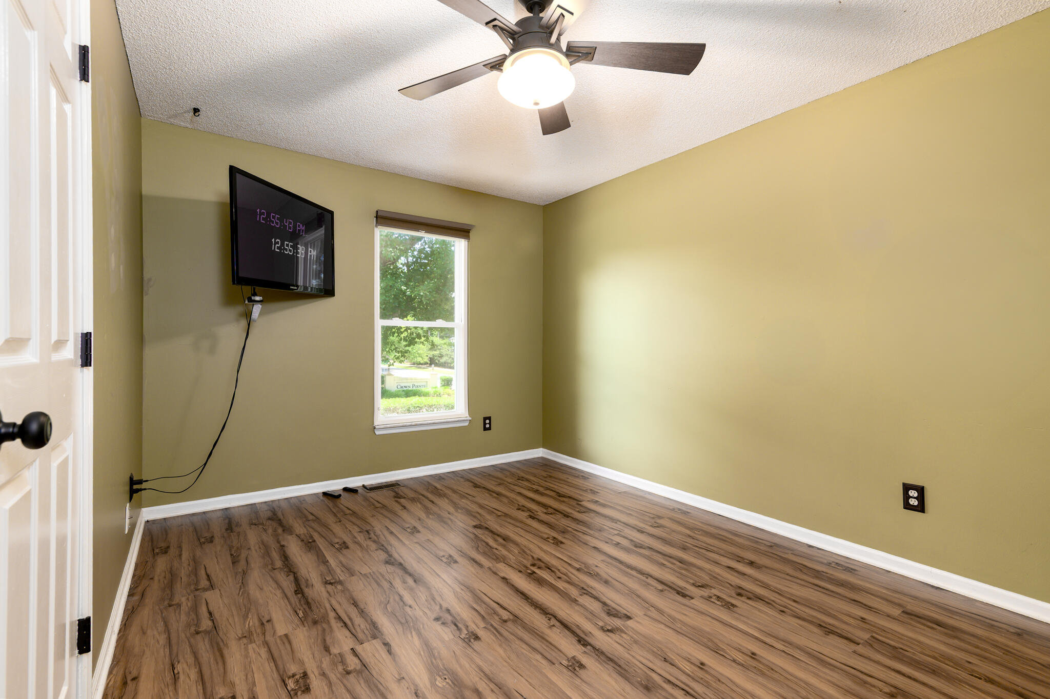1406 Diamond Boulevard Mount Pleasant, SC 29466 - Photo 37 of 45 1406 Diamond - 27 - CMG