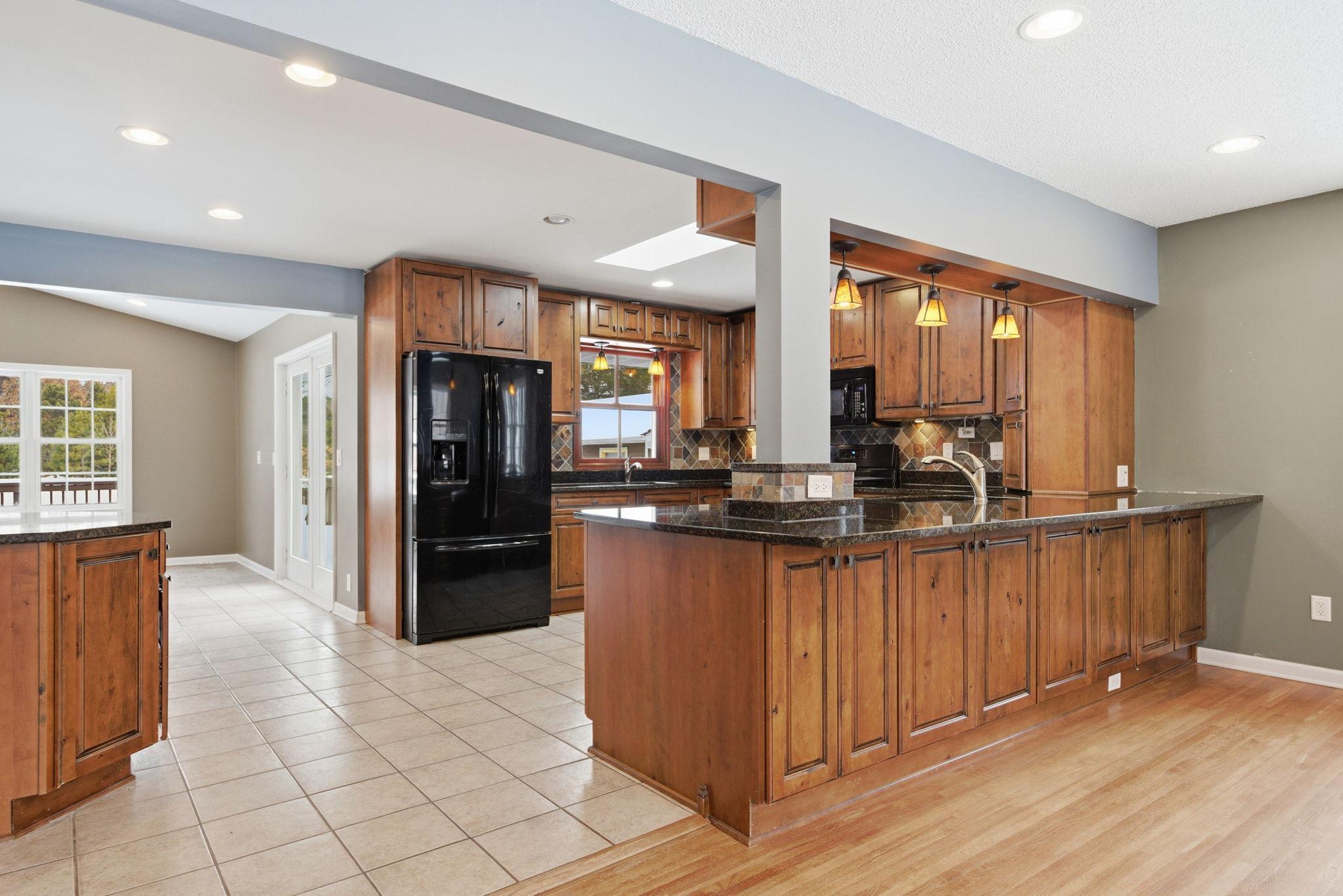 6661 Pine Street Columbus, MN 55014 - Photo 5 of 53