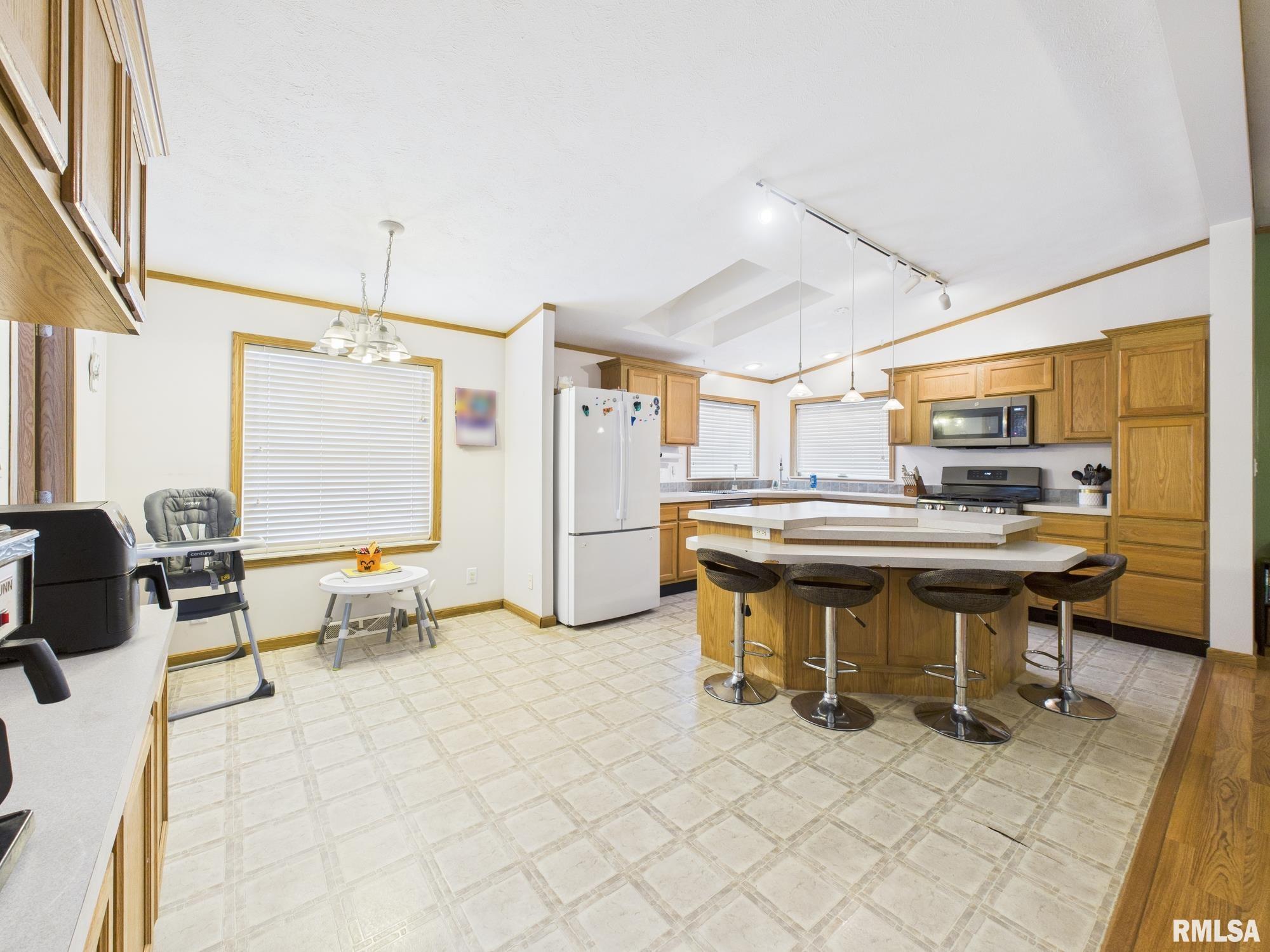 13014 Kirby Street Tallula, IL 62688 - Photo 17 of 32