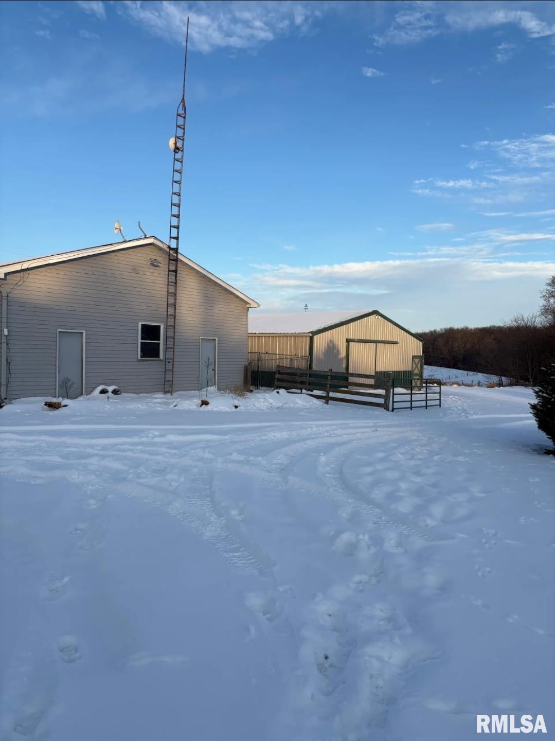 13014 Kirby Street Tallula, IL 62688 - Photo 7 of 32