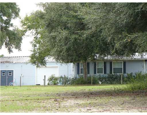 10830 South Em En El Grove Road Leesburg, FL 34788 - Photo 1 of 1 Exterior Front