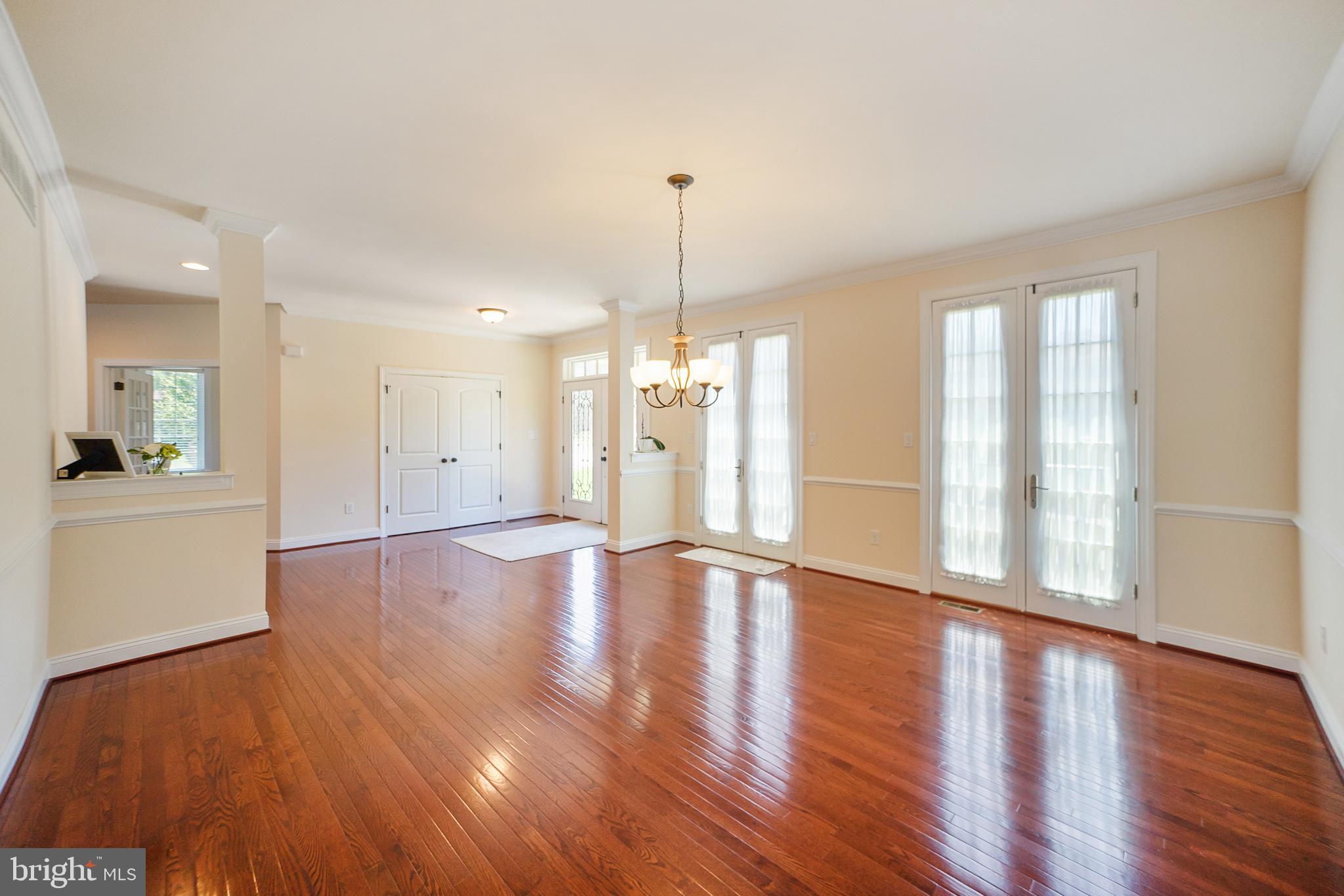 1631 Copper Beech Road Huntingdon Valley, PA 19006 - Photo 4 of 20 Living Area
