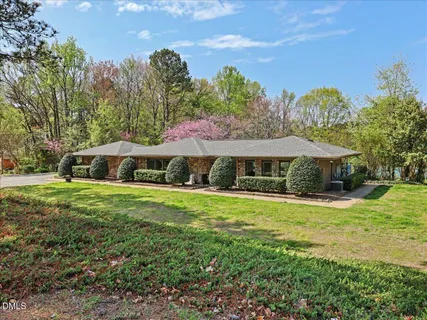 $340,000 | 13 Vauxhall Place, Chapel Hill, NC 27517