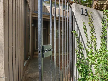 $340,000 | 13 Vauxhall Place, Chapel Hill, NC 27517