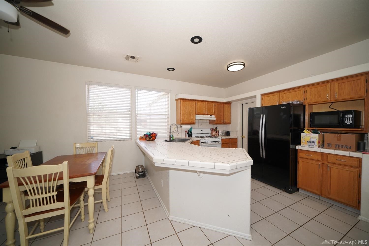20310 Park Road Tehachapi, CA 93561 - Photo 6 of 15 Gallery Image 6