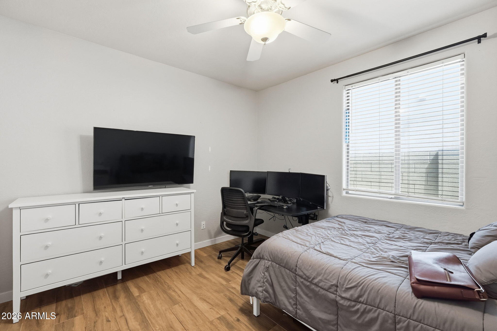 2420 East Darrel Road Phoenix, AZ 85042 - Photo 19 of 36 ListerPros_018