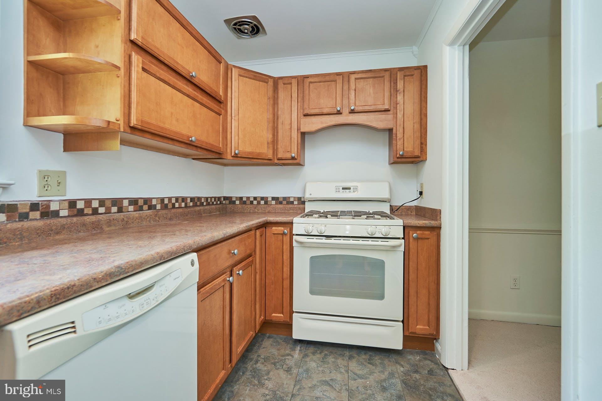 11601 Vantage Hill Road, Unit 12B Reston, VA 20190 - Photo 16 of 46