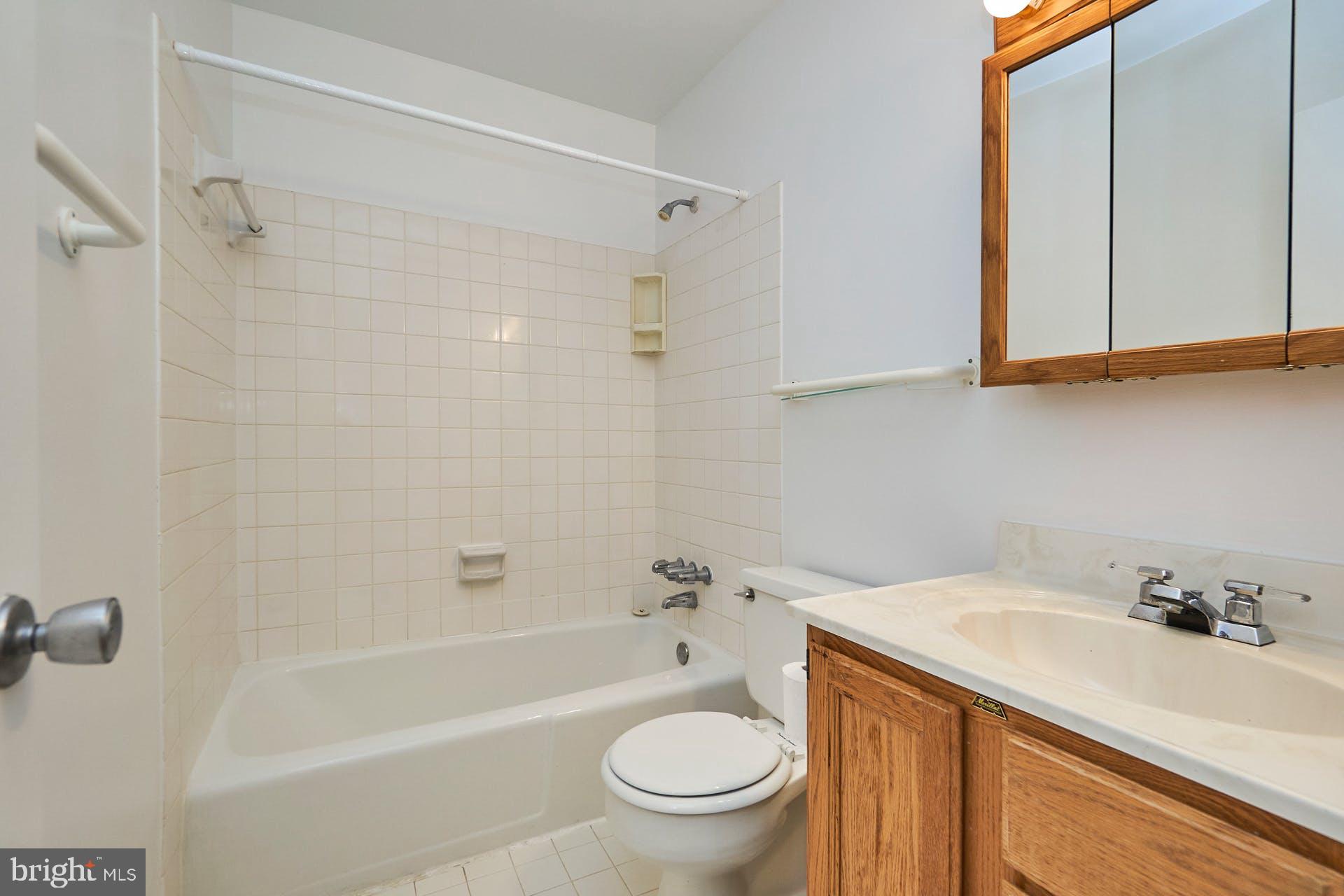 11601 Vantage Hill Road, Unit 12B Reston, VA 20190 - Photo 21 of 46