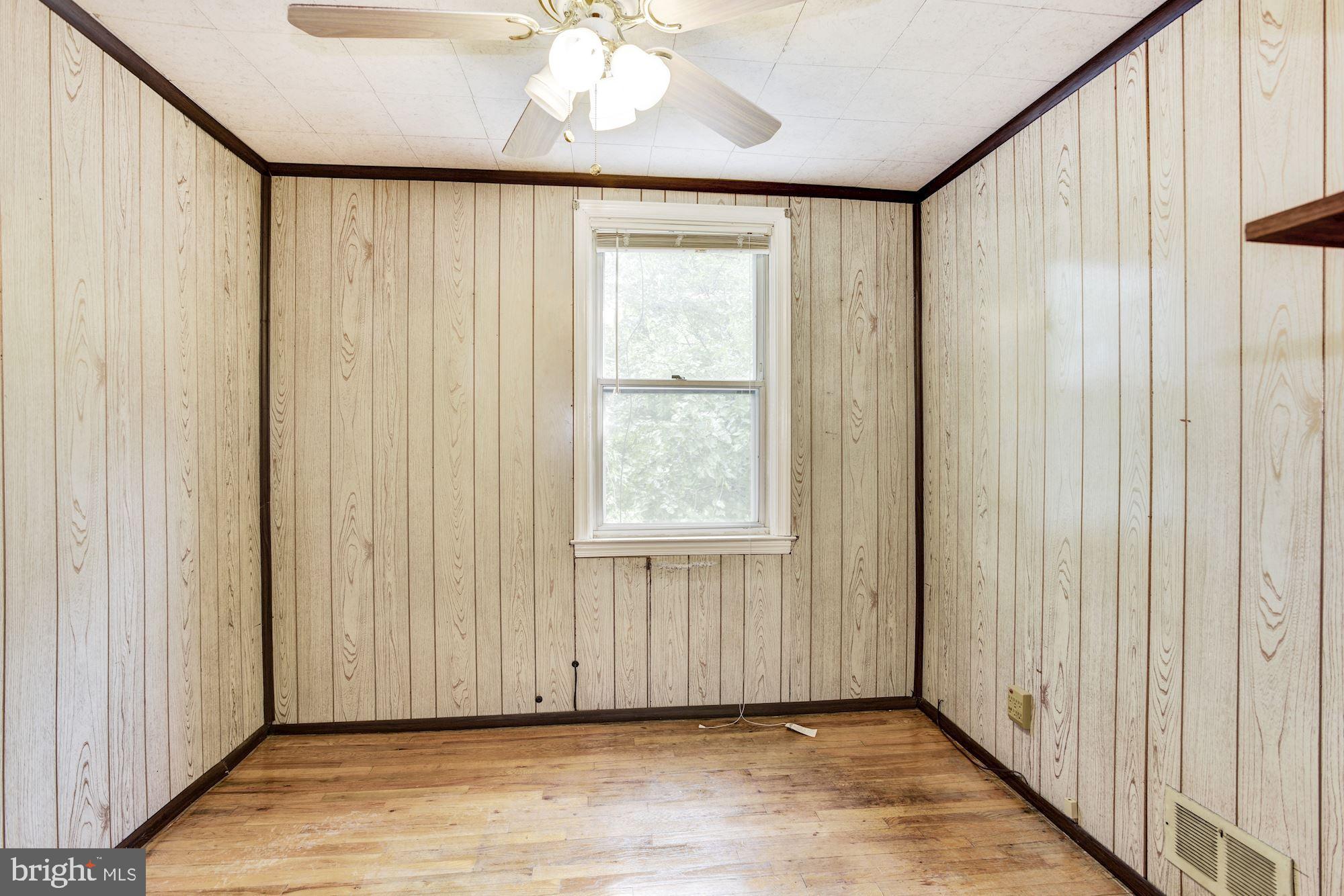 905 Reverdy Road Baltimore, MD 21212 - Photo 9 of 16 Bedroom