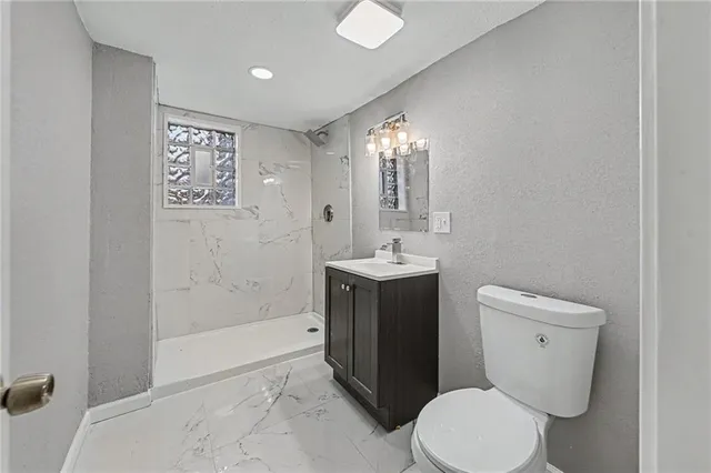 $230,000 | 9601 East 66 Terrace, Raytown, MO 64133