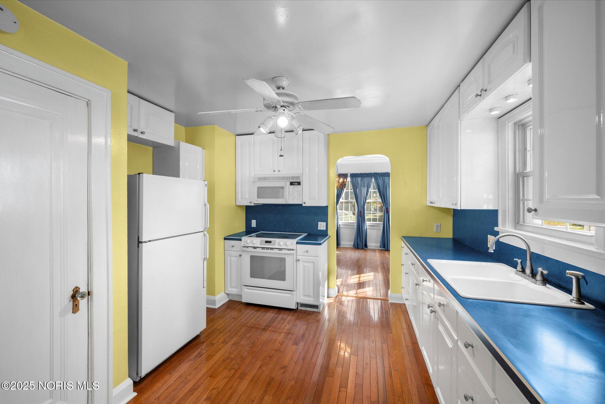 3215 Goddard Road Toledo, OH 43606 - Photo 14 of 32 15-DSC_1194