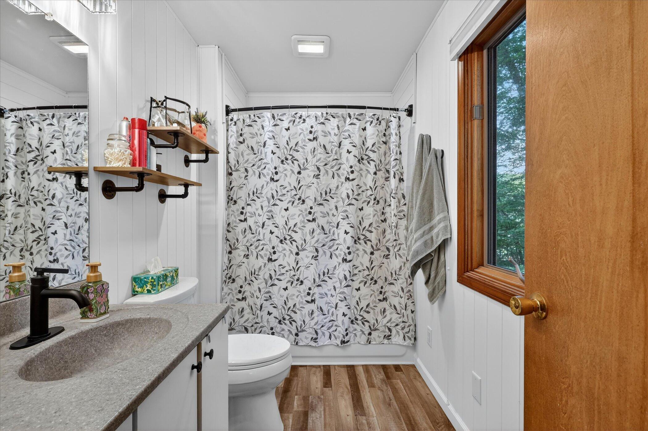 1286 Bridge Road Allegan, MI 49010 - Photo 26 of 51 Primary Bathroom