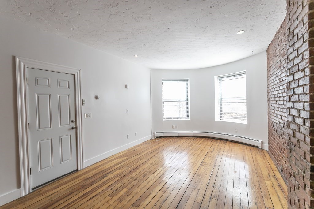 101 Cedar Street, Unit 2 Boston, MA 02119 - Photo 5 of 22