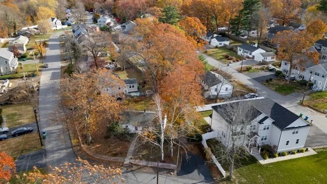$599,900 | 42 Lantern Lane, Burlington, MA 01803