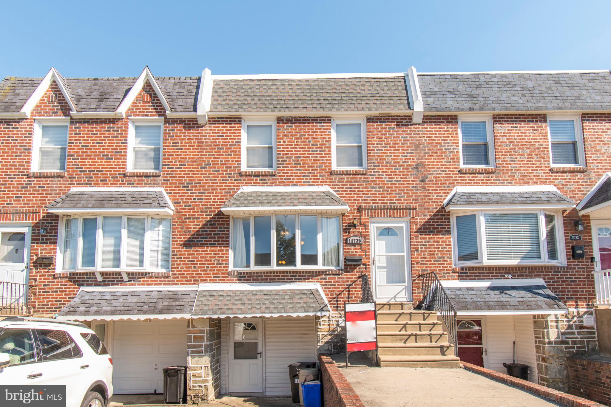 11735 Millbrook Road Philadelphia, PA 19154 - Photo 2 of 36 Gallery Image 2