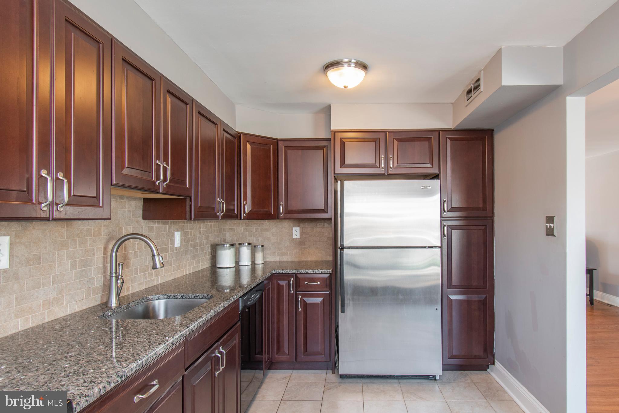 11735 Millbrook Road Philadelphia, PA 19154 - Photo 14 of 36 Gallery Image 14