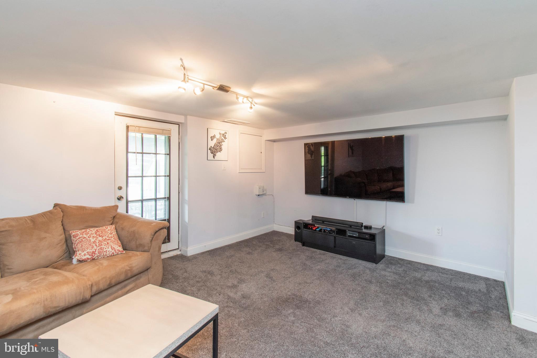 11735 Millbrook Road Philadelphia, PA 19154 - Photo 26 of 36 Gallery Image 26