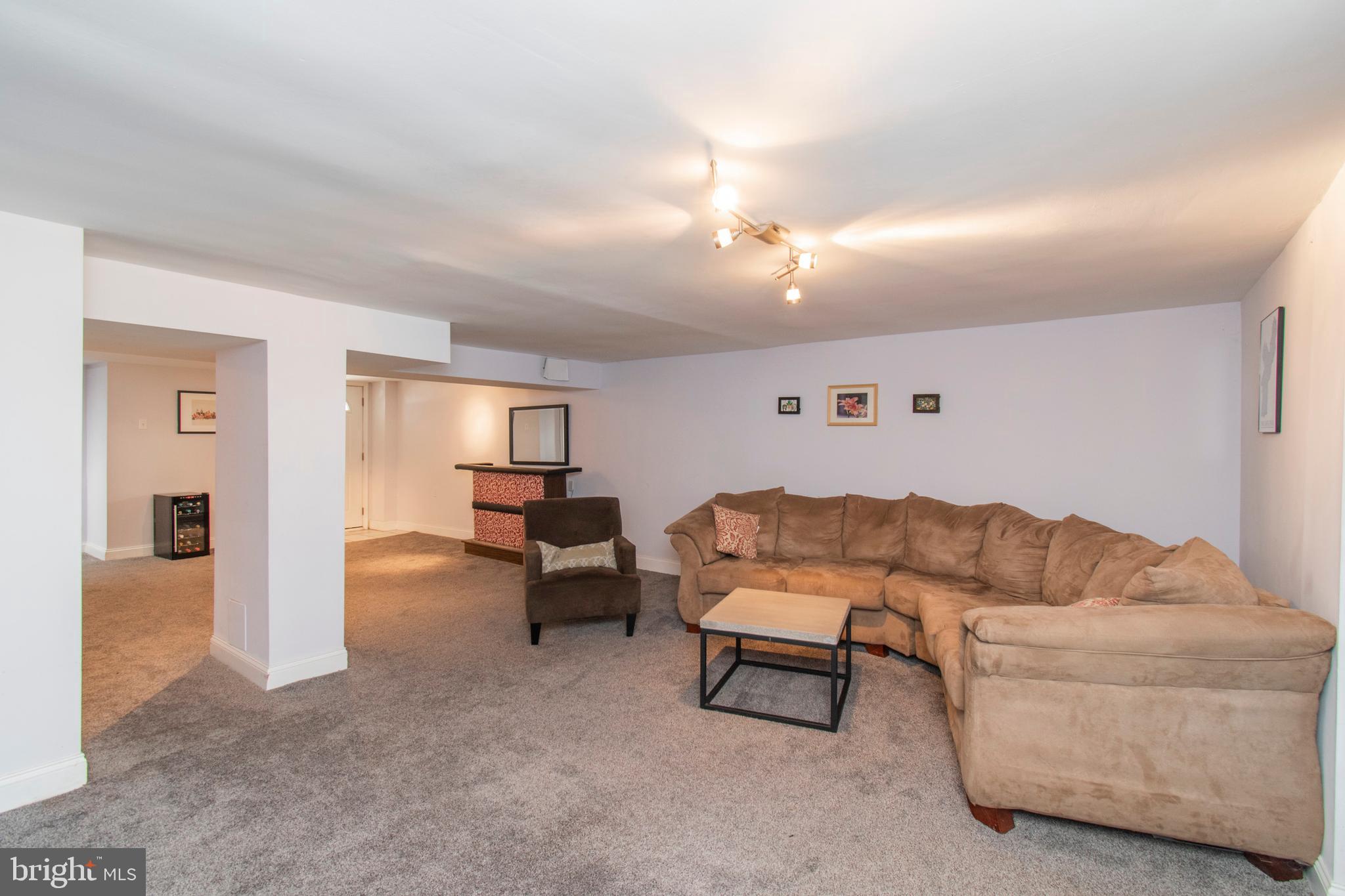 11735 Millbrook Road Philadelphia, PA 19154 - Photo 30 of 36 Gallery Image 30