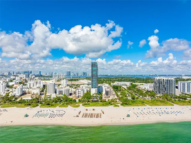 $4,295,000 | 101 20th Street, Unit 2007, Miami Beach, FL 33139