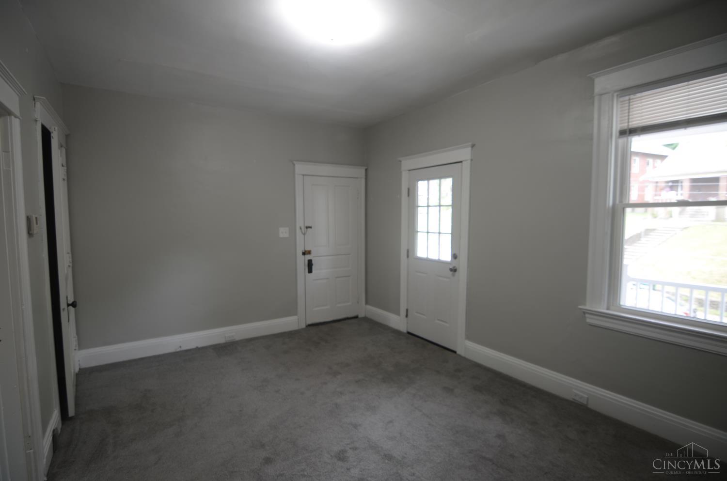 3450 Ruther Avenue Cincinnati, OH 45220 - Photo 6 of 24 Gallery Image 6