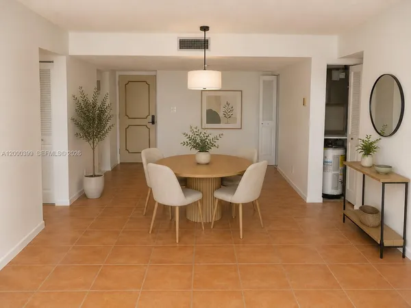 $1,890 | 8050 West McNab Road, Unit 206, Fort Lauderdale, FL 33321