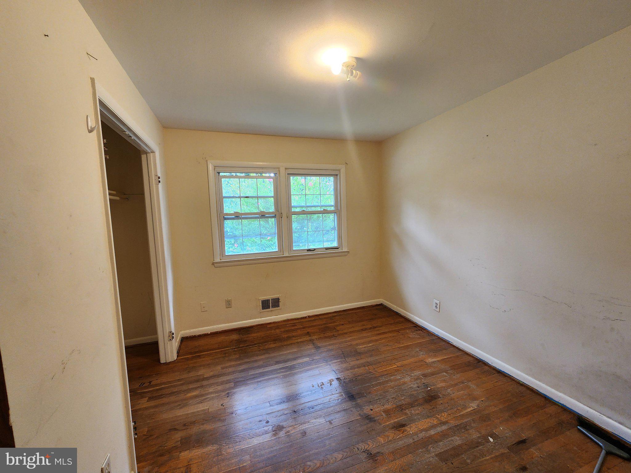 2005 Prichard Road Silver Spring, MD 20902 - Photo 11 of 26 Bright and airy room with potential.