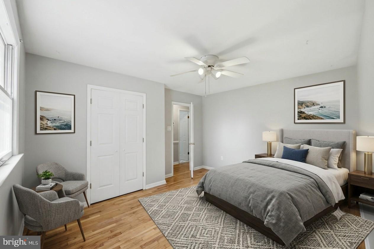 15010 Rolling Ridge Road Haymarket, VA 20169 - Photo 21 of 61 Serene bedroom with natural light.